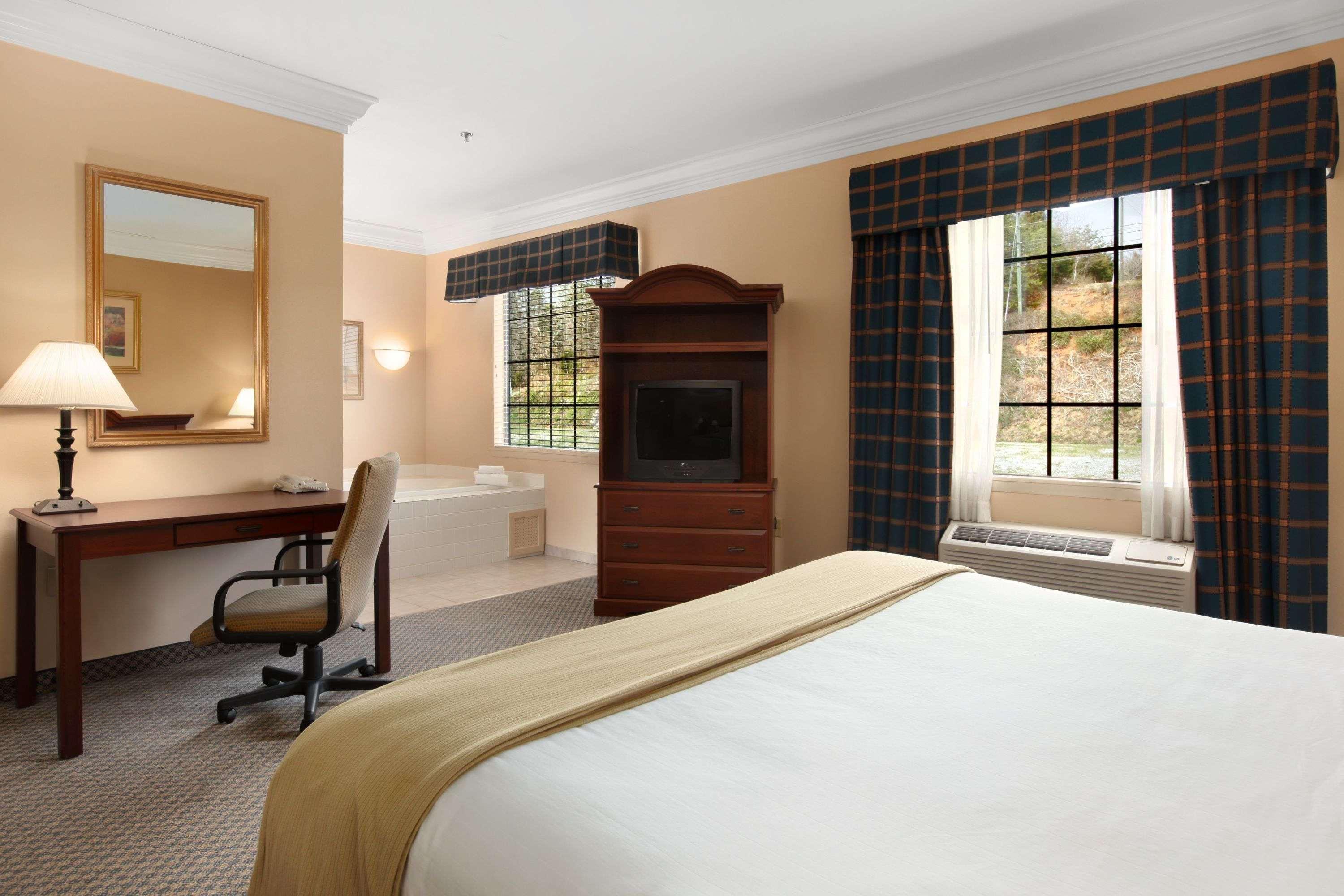 Days By Wyndham Alta Vista Hotel 2*